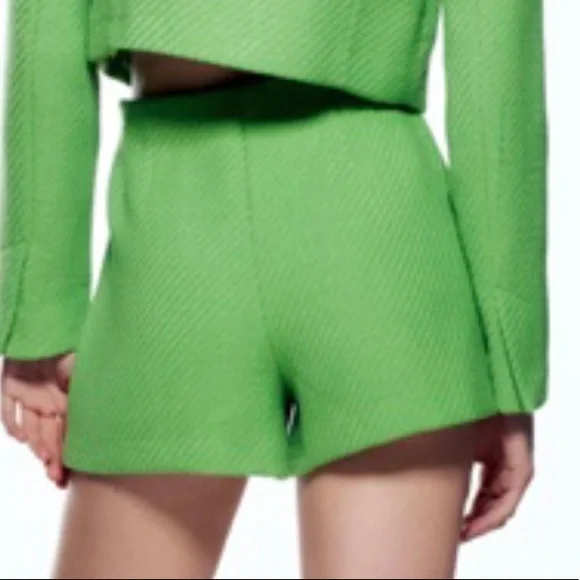 Zara women structured shorts - medium - Picture 8 of 11